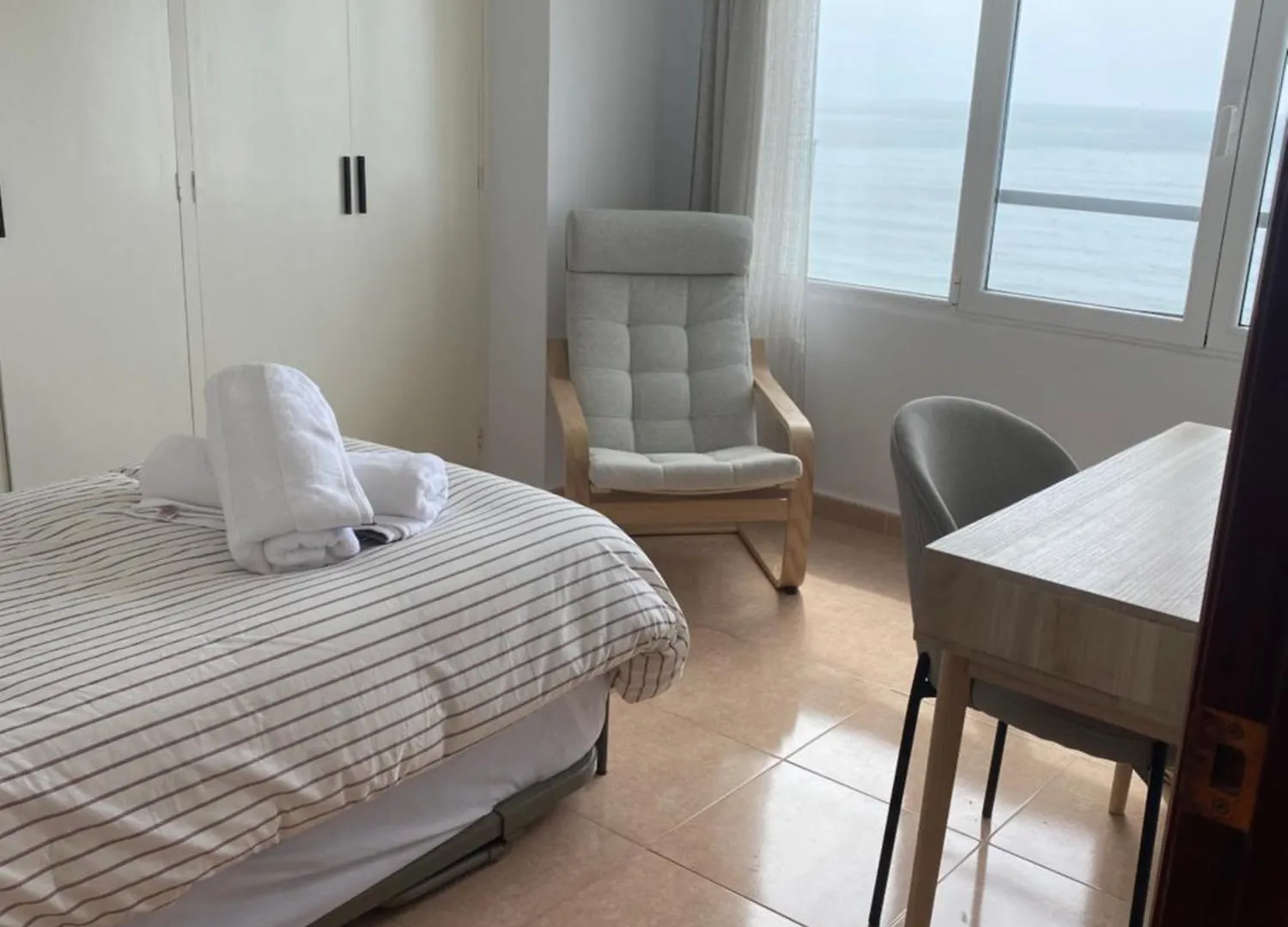 Apartamento Con Terraza Vista Al Mar Malagueta Malaga Apartment